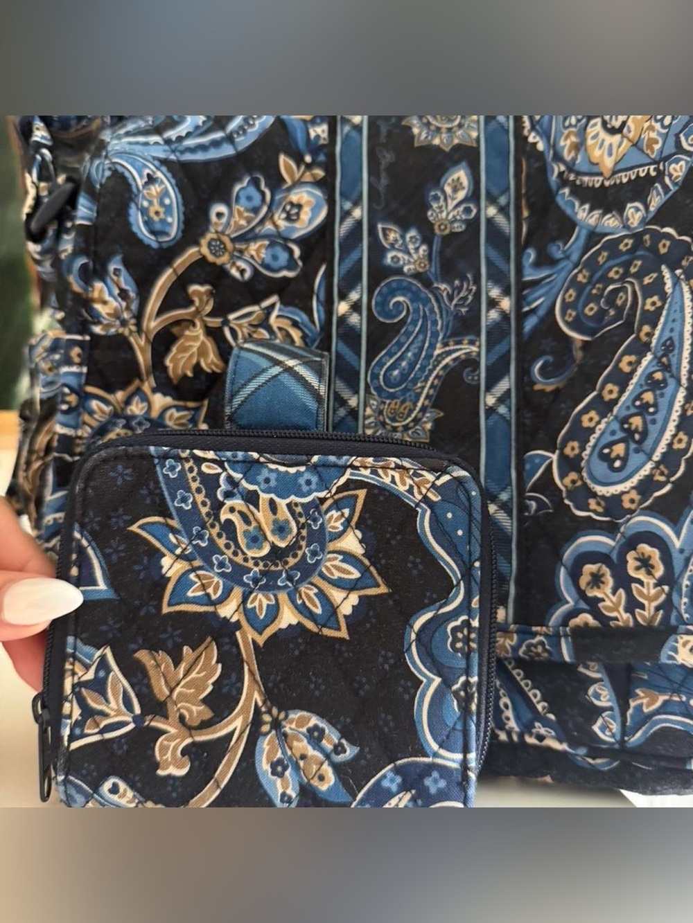 💙 Vera Bradley Blue Paisley Quilted Crossbody Bag Wallet Set - Picture 9 of 17